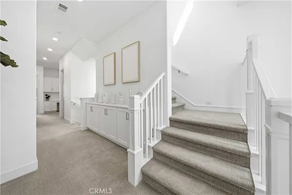 $1,088,000 | 27516 North Golden Currant Place, Valencia, CA 91381