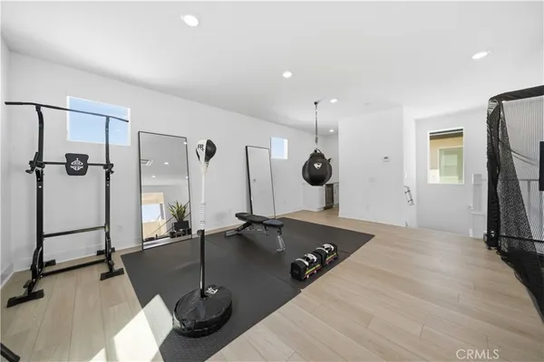 $1,088,000 | 27516 North Golden Currant Place, Valencia, CA 91381