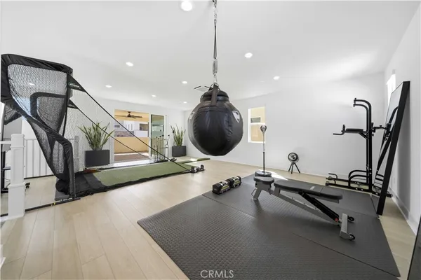 $1,088,000 | 27516 North Golden Currant Place, Valencia, CA 91381