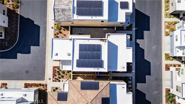 $1,088,000 | 27516 North Golden Currant Place, Valencia, CA 91381