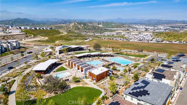 $1,088,000 | 27516 North Golden Currant Place, Valencia, CA 91381