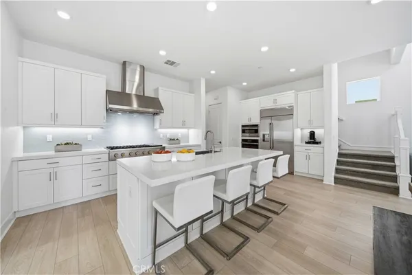 $1,088,000 | 27516 North Golden Currant Place, Valencia, CA 91381