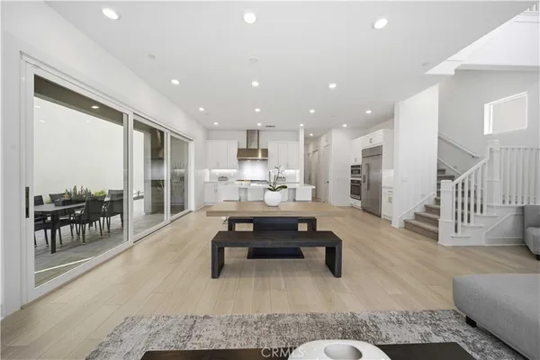 $1,088,000 | 27516 North Golden Currant Place, Valencia, CA 91381