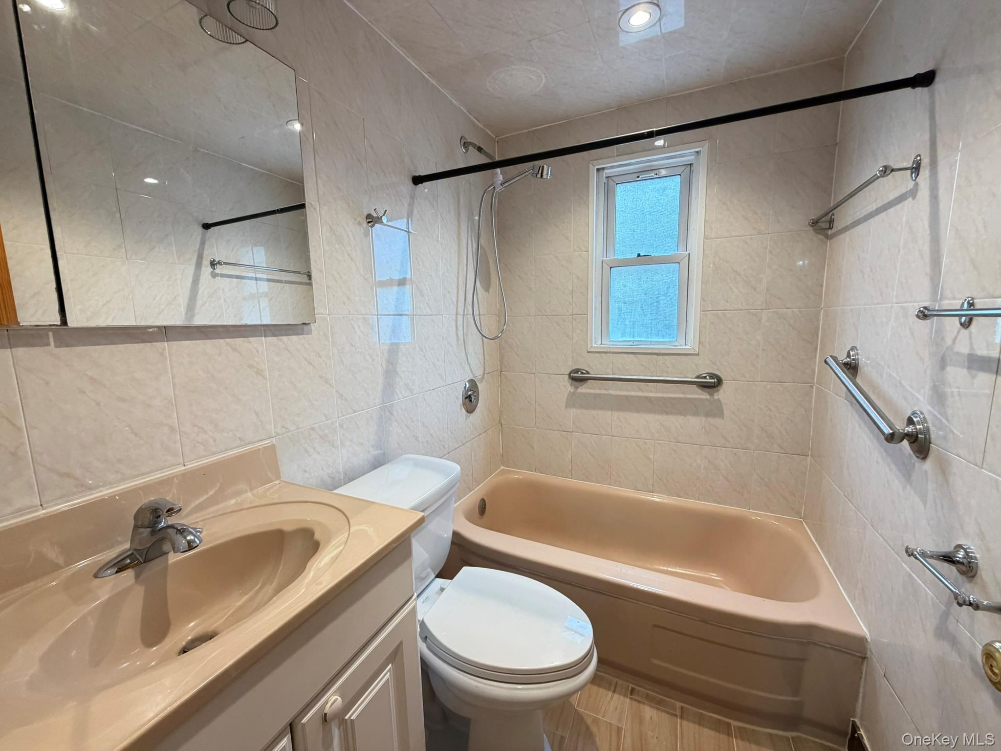 137-02 64th Road Queens, NY 11367 - Photo 11 of 16