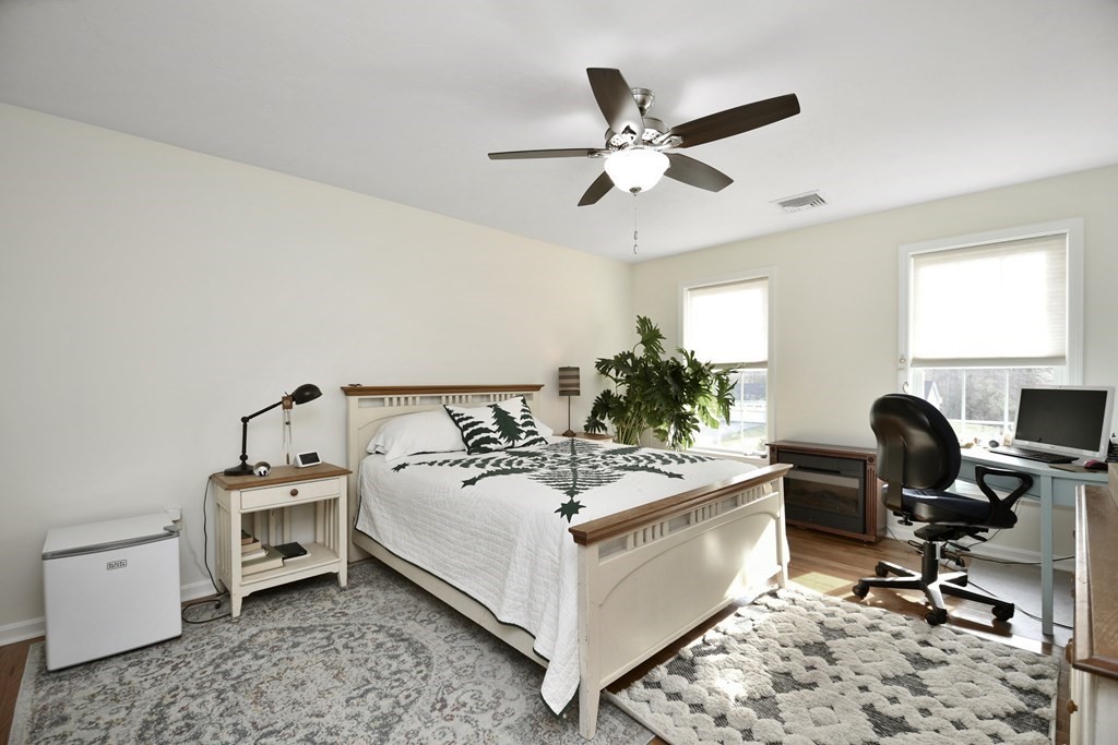 114 Pondview Road East Brookfield, MA 01515 - Photo 17 of 35 Gallery Image 17