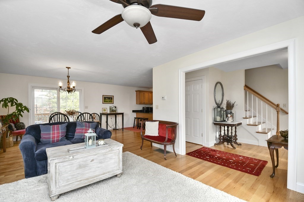114 Pondview Road East Brookfield, MA 01515 - Photo 5 of 35 Gallery Image 5