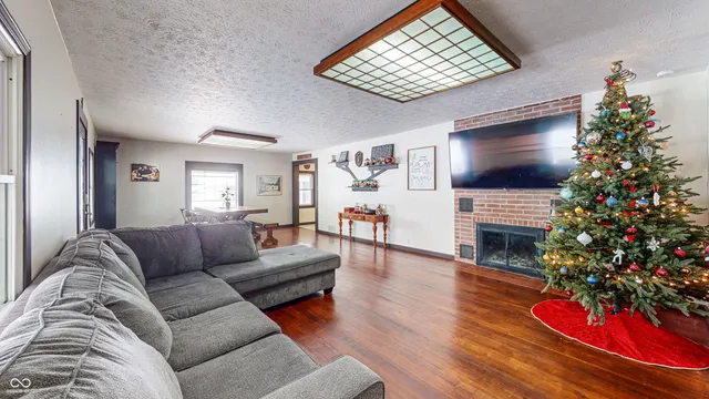 $484,000 | 3366 South 800 East, Franklin, IN 46131