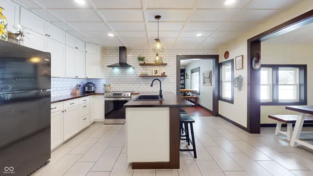 $484,000 | 3366 South 800 East, Franklin, IN 46131