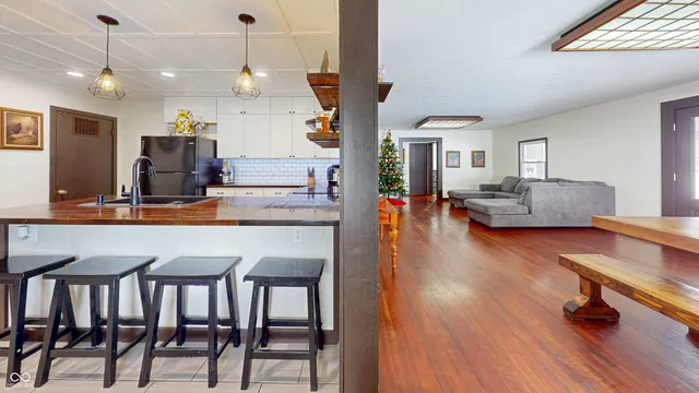 $484,000 | 3366 South 800 East, Franklin, IN 46131