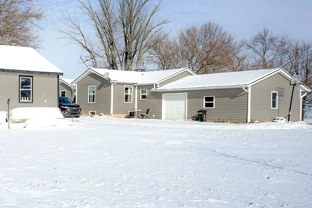 $484,000 | 3366 South 800 East, Franklin, IN 46131