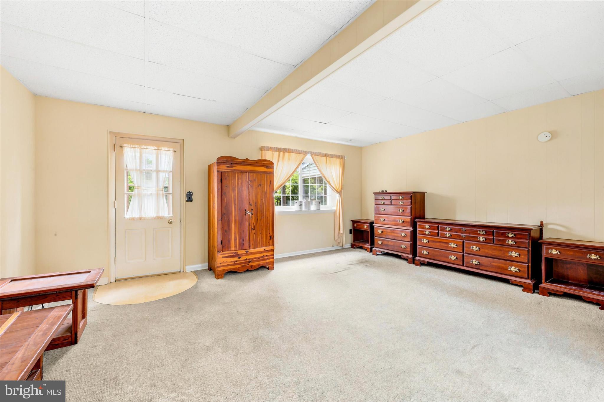 308 Henry Lane Wallingford, PA 19086 - Photo 27 of 36 Family room