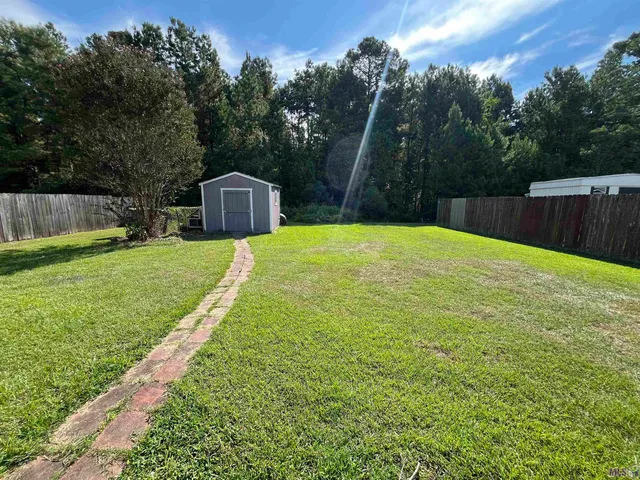 $1,600 | Undisclosed Address, Denham Springs, LA 70726