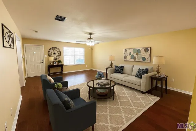 $1,600 | Undisclosed Address, Denham Springs, LA 70726