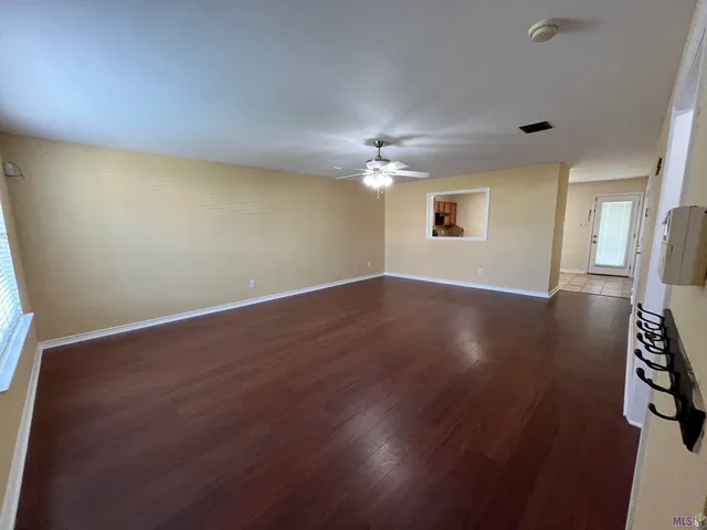 $1,600 | Undisclosed Address, Denham Springs, LA 70726