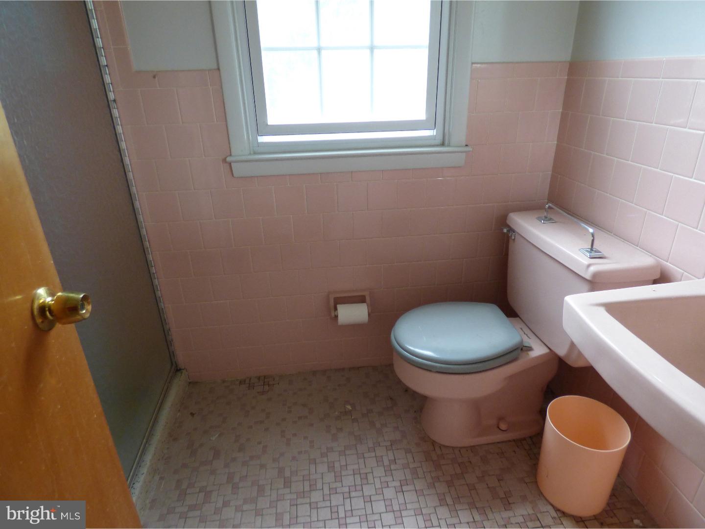 1627 Dublin Road Dresher, PA 19025 - Photo 12 of 21 Master Bathroom