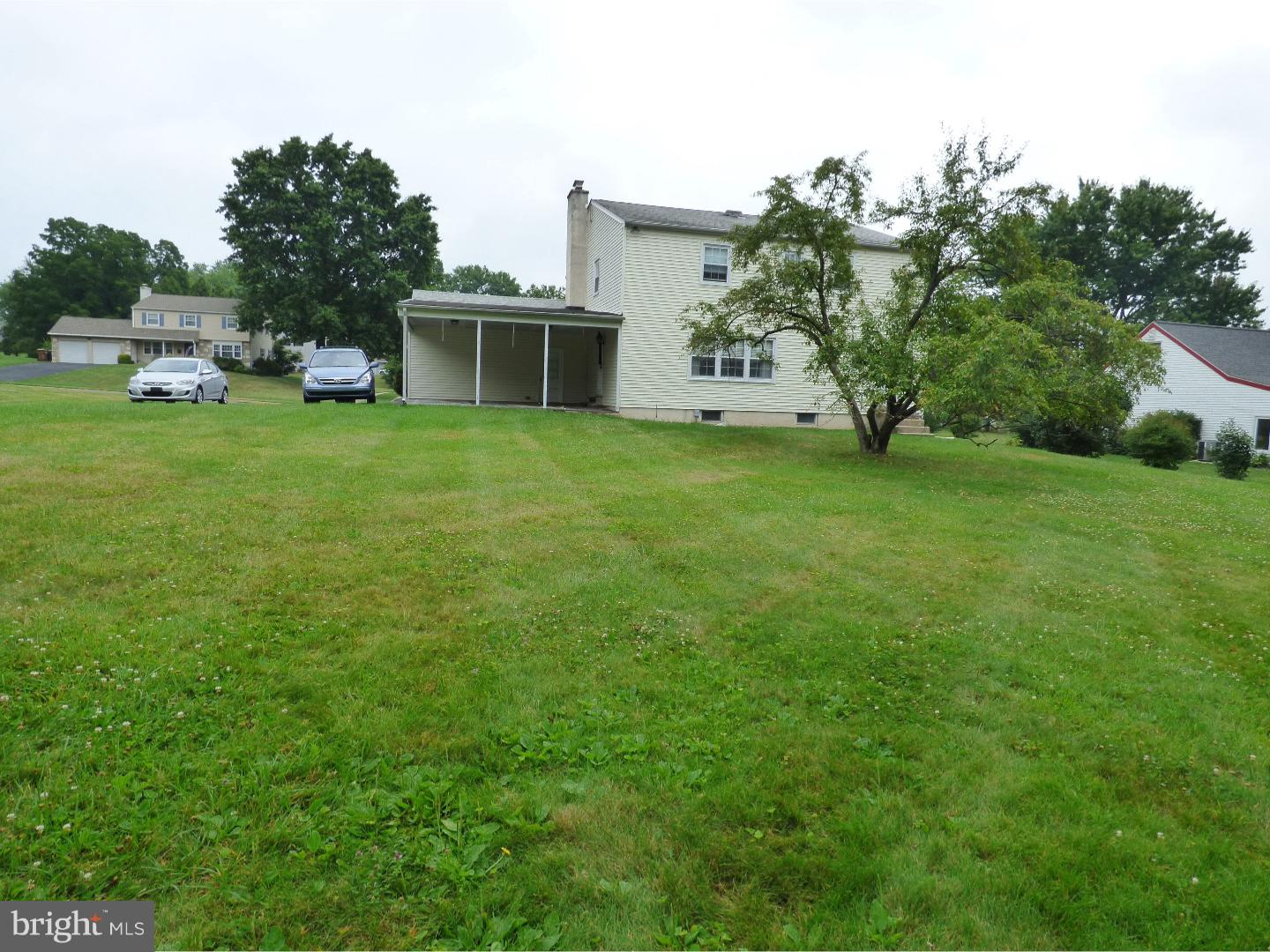 1627 Dublin Road Dresher, PA 19025 - Photo 17 of 21 Exterior Back