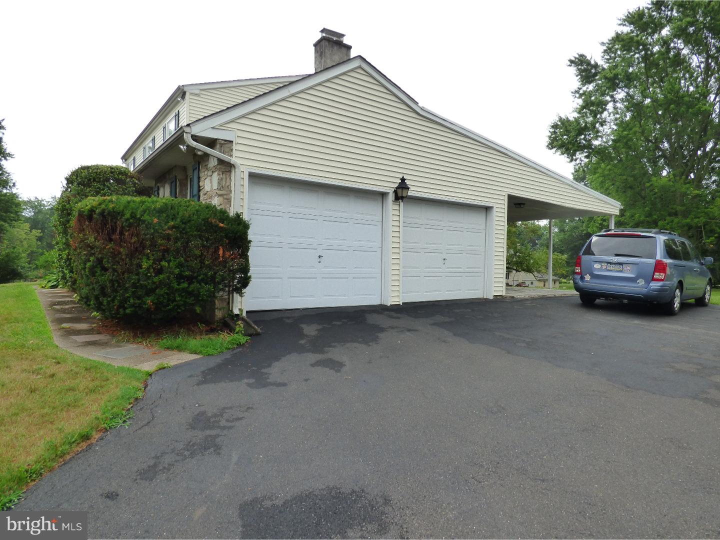 1627 Dublin Road Dresher, PA 19025 - Photo 19 of 21 Garage
