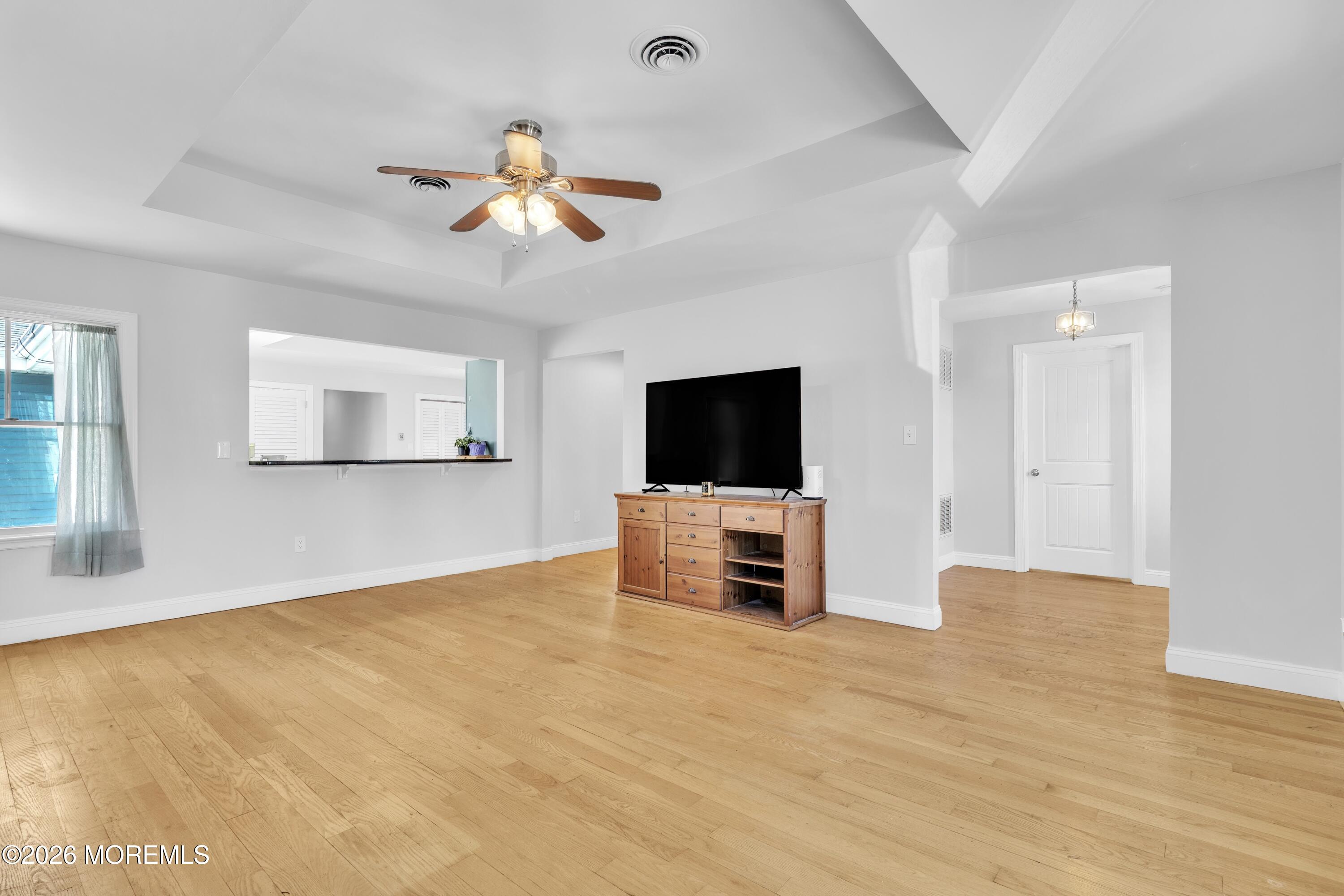 7 Nejecho Drive Brick, NJ 08723 - Photo 12 of 50 Living Room