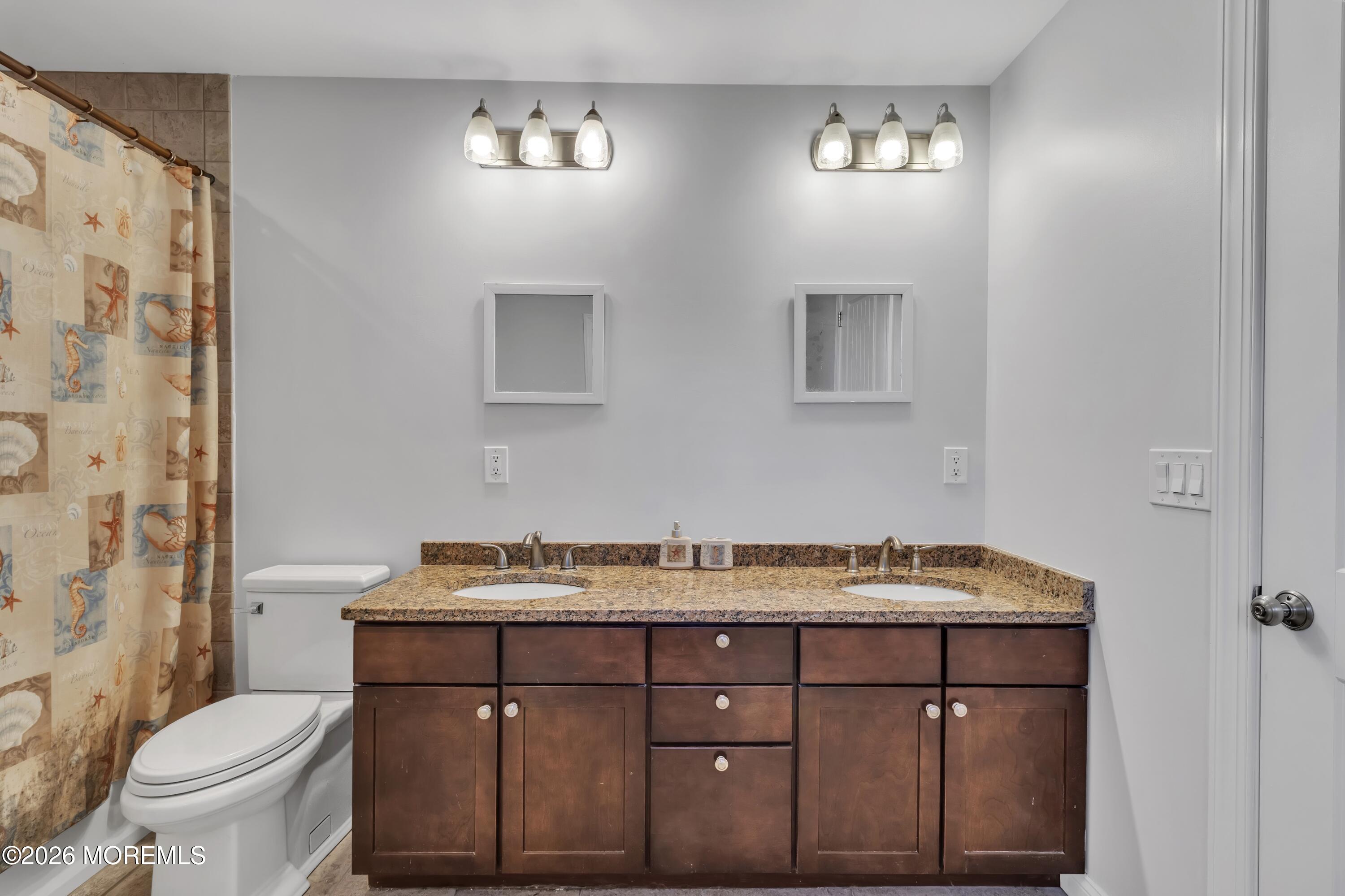 7 Nejecho Drive Brick, NJ 08723 - Photo 26 of 50 Primary Bathroom