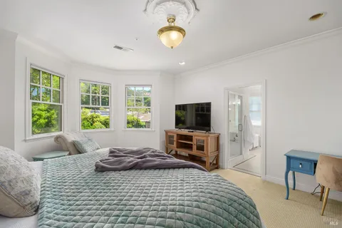 $2,995,000 | 8 Center Street, San Rafael, CA 94901