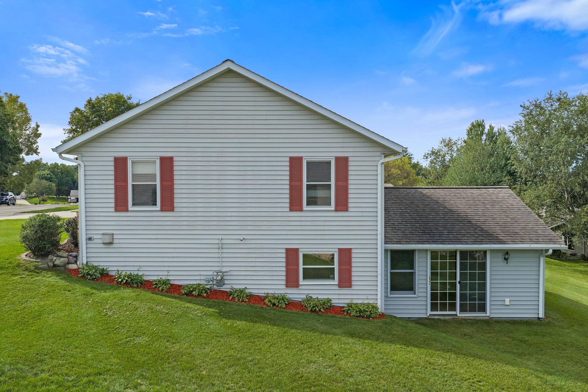 2217 Winfield Drive Reedsburg, WI 53959 - Photo 18 of 57 Gallery Image 18