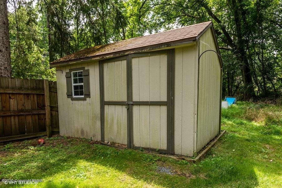1368 Reish Road Stroudsburg, PA 18360 - Photo 21 of 25 21_1368REISHRD_2021_LowRes