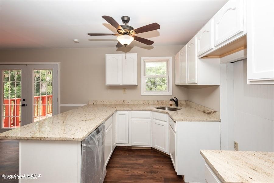 1368 Reish Road Stroudsburg, PA 18360 - Photo 7 of 25 07_1368REISHRD_2007_LowRes