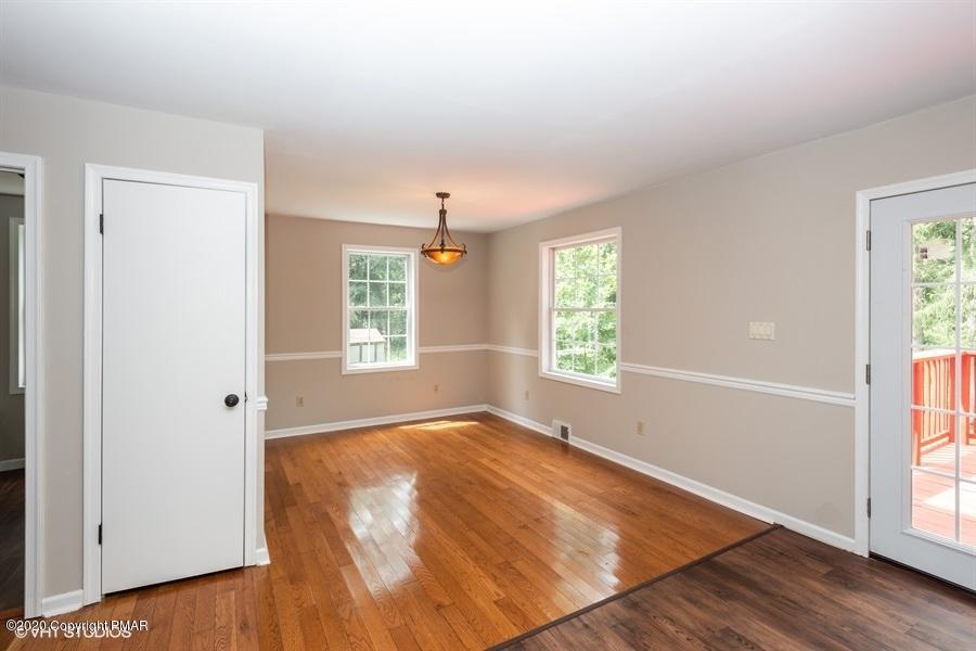 1368 Reish Road Stroudsburg, PA 18360 - Photo 8 of 25 08_1368REISHRD_2008_LowRes