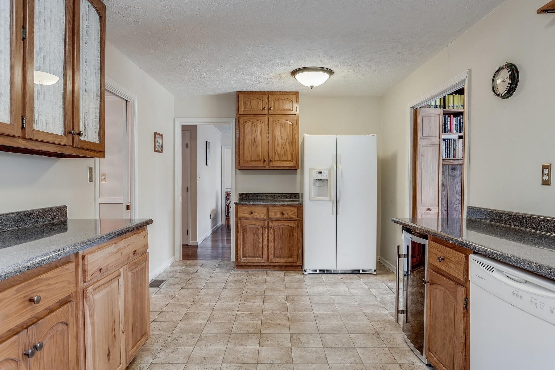 830 Harrison Ferry Road Baneberry, TN 37890 - Photo 10 of 40 Gallery Image 10