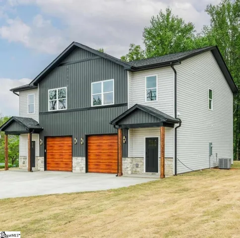 $495,000 | 235-237 Bobo Drive, Inman, SC 29349