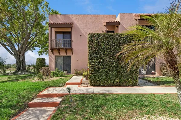 $119,900 | 210 La Casa, Unit 210, Lake Wales, FL 33898