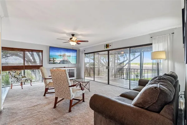 $119,900 | 210 La Casa, Unit 210, Lake Wales, FL 33898