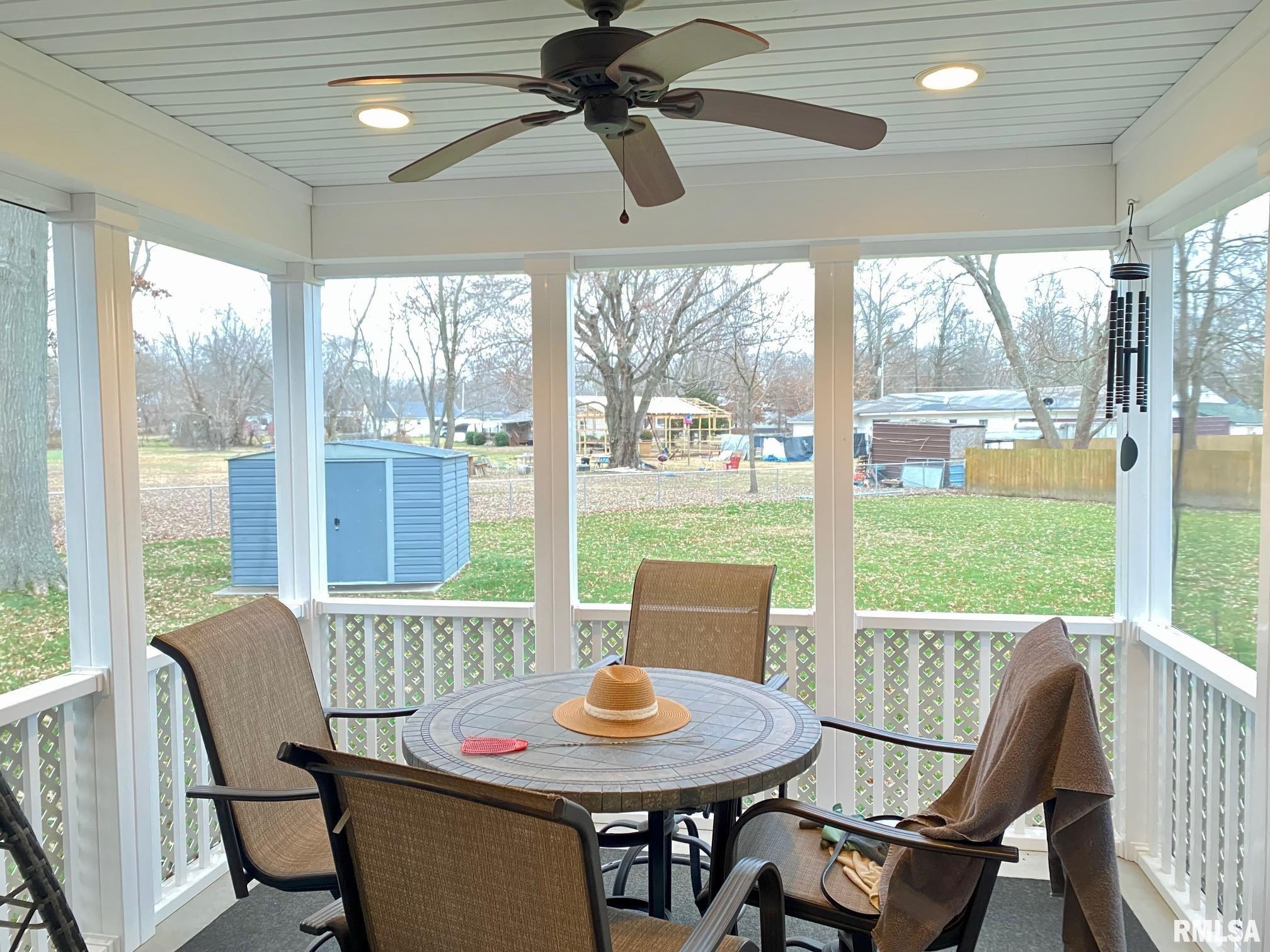 1360 Pershing Road West Frankfort, IL 62896 - Photo 18 of 25 Gallery Image 18