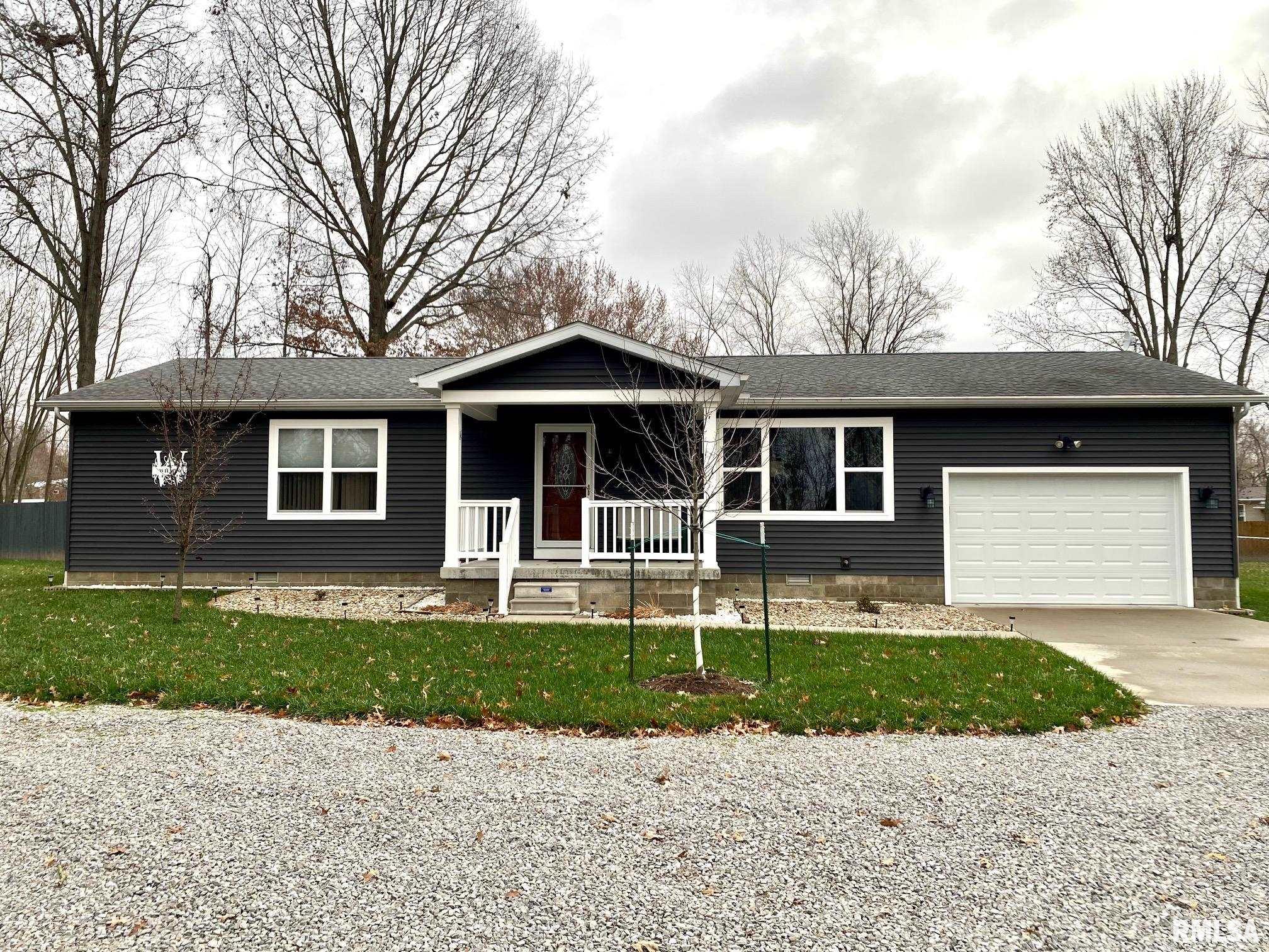 1360 Pershing Road West Frankfort, IL 62896 - Photo 24 of 25 Gallery Image 24