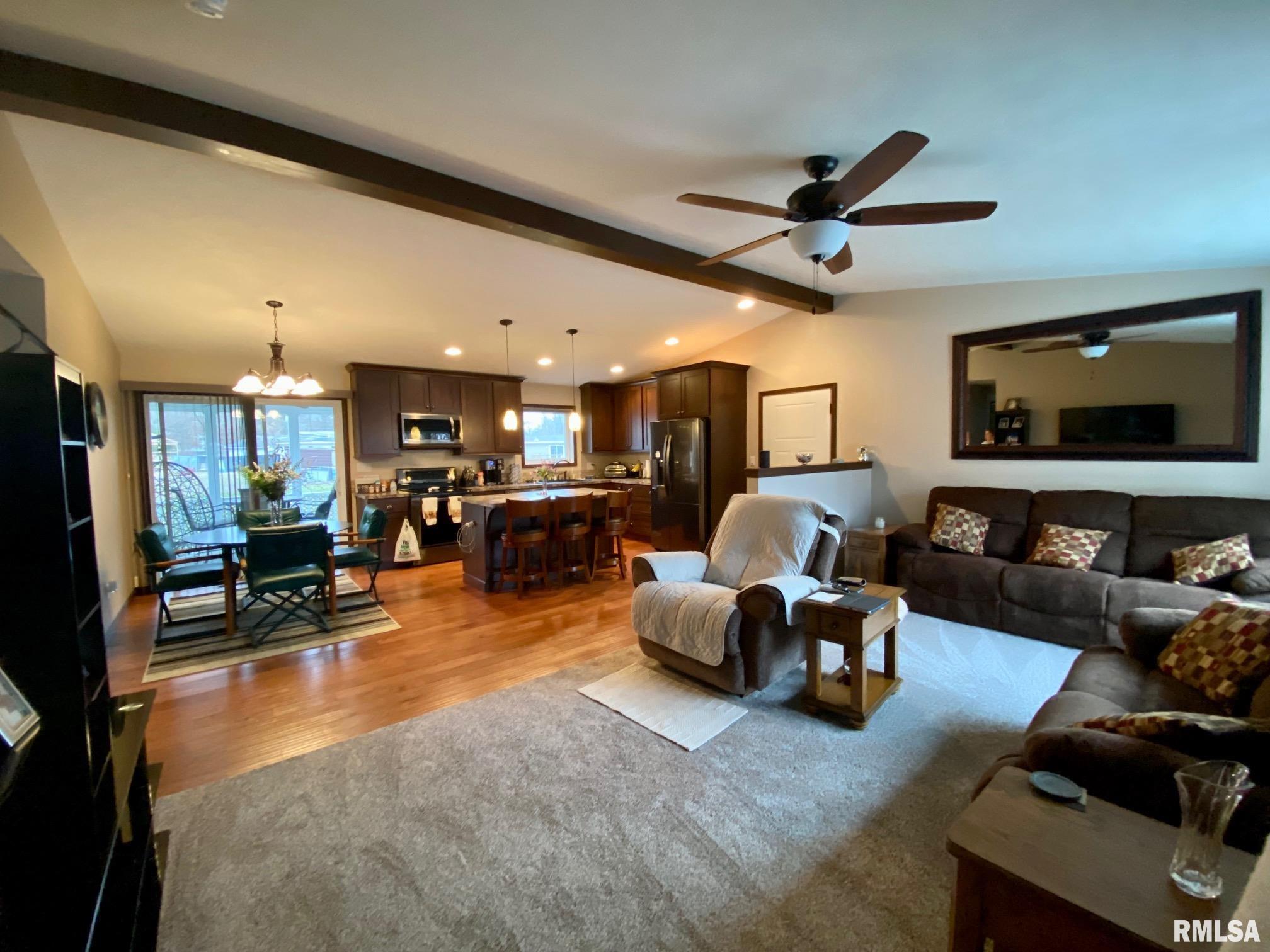 1360 Pershing Road West Frankfort, IL 62896 - Photo 4 of 25 Gallery Image 4