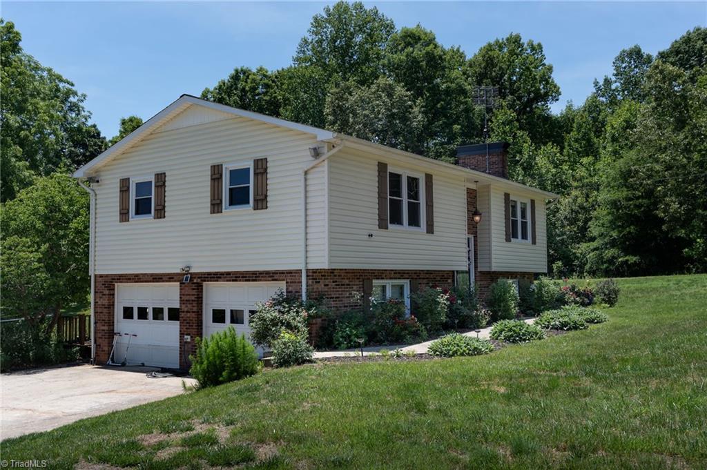 1744 R R Chipman Drive Yadkinville, NC 27055 - Photo 3 of 37