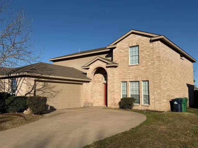 $2,850 | 208 Tripp Trail, Denton, TX 76207