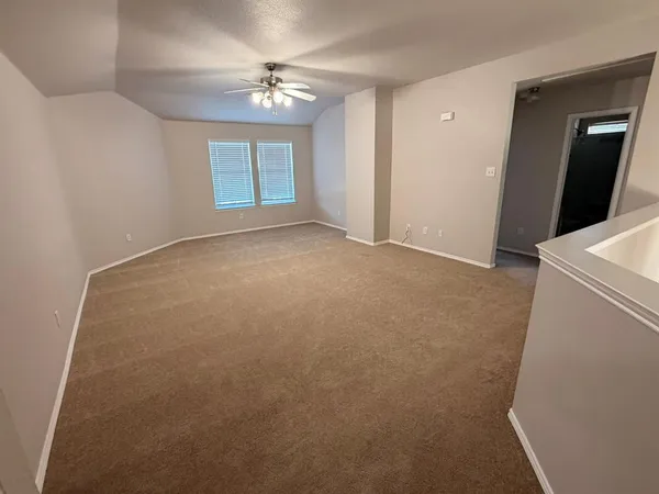 $2,500 | 208 Tripp Trail, Denton, TX 76207