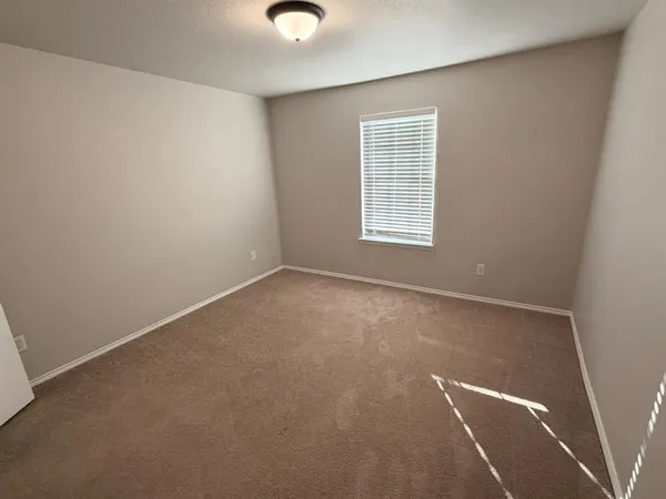 $2,500 | 208 Tripp Trail, Denton, TX 76207