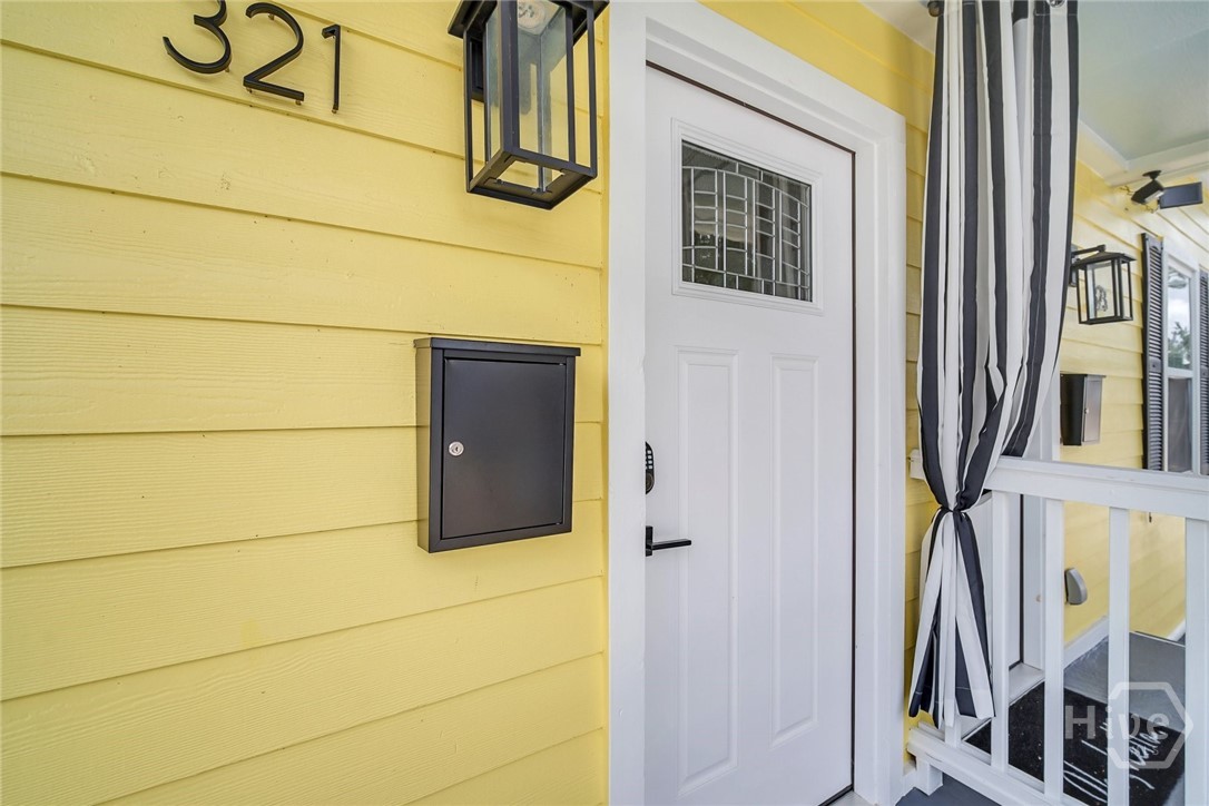 321 West 31st Street Savannah, GA 31401 - Photo 4 of 42