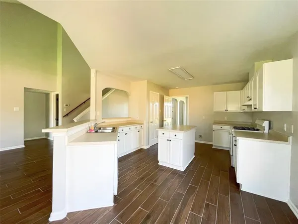 $2,199 | 6638 Chantalle Drive, Katy, TX 77449