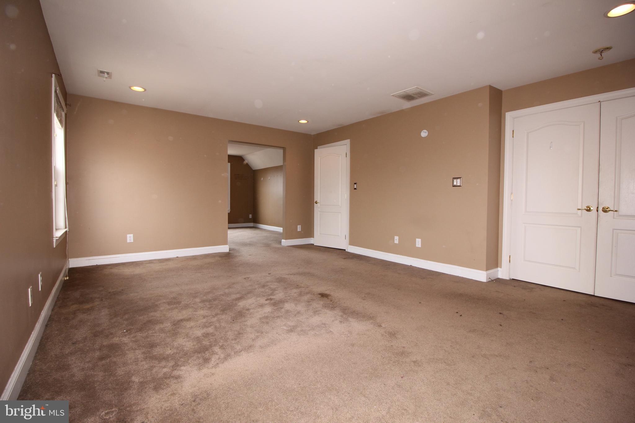 6 Banbury Road Lumberton, NJ 08048 - Photo 17 of 31 Master bedroom