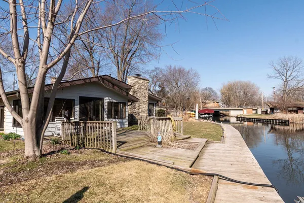 $1,000,000 | 2809 Dewey Court, Middleton, WI 53562