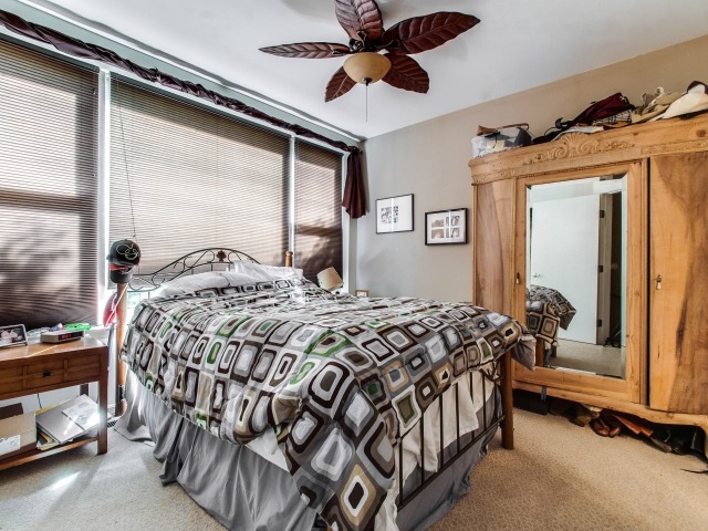 922 North Howe Street, Unit 922 Chicago, IL 60610 - Photo 11 of 15