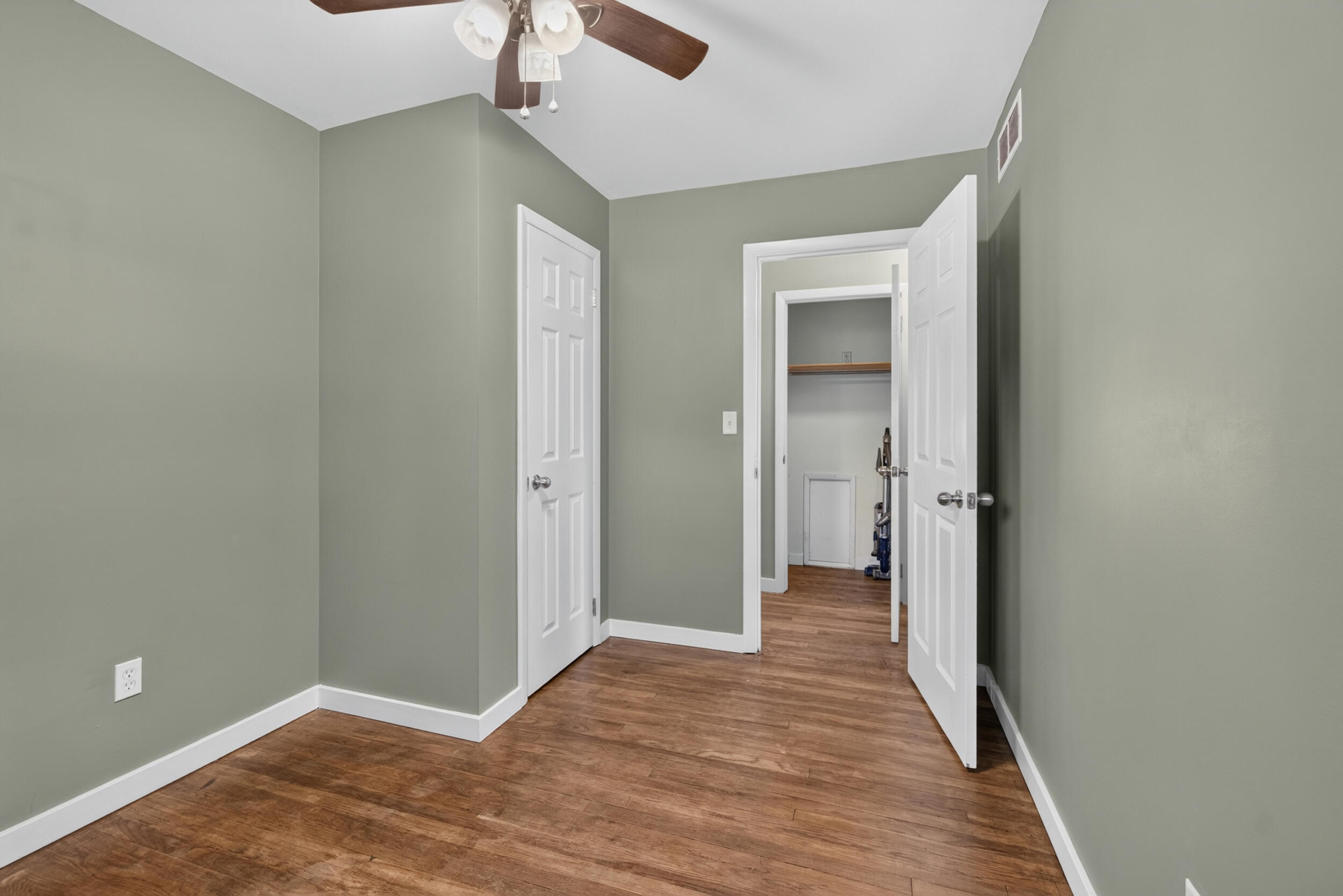 1525 Devonshire Road Jackson, MI 49203 - Photo 28 of 50 34_1525 devonshire rd jackson - 00036