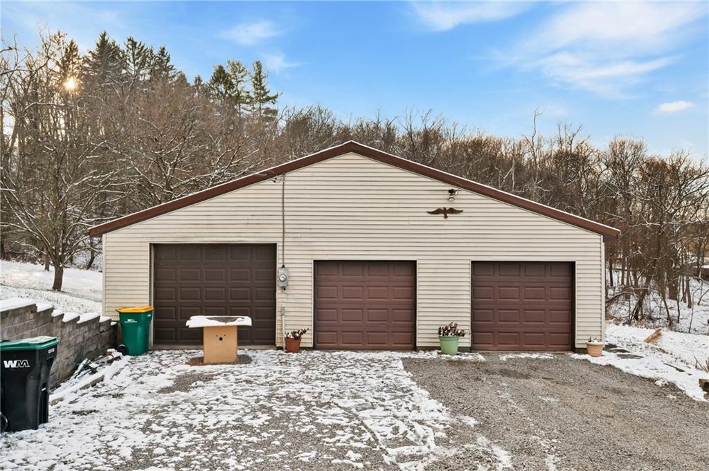 1639 Middle Road Glenshaw, PA 15116 - Photo 5 of 30 Detached garage with large workshop