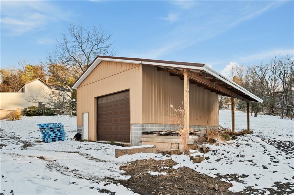 1639 Middle Road Glenshaw, PA 15116 - Photo 6 of 30 Maintenance building with high ceiling