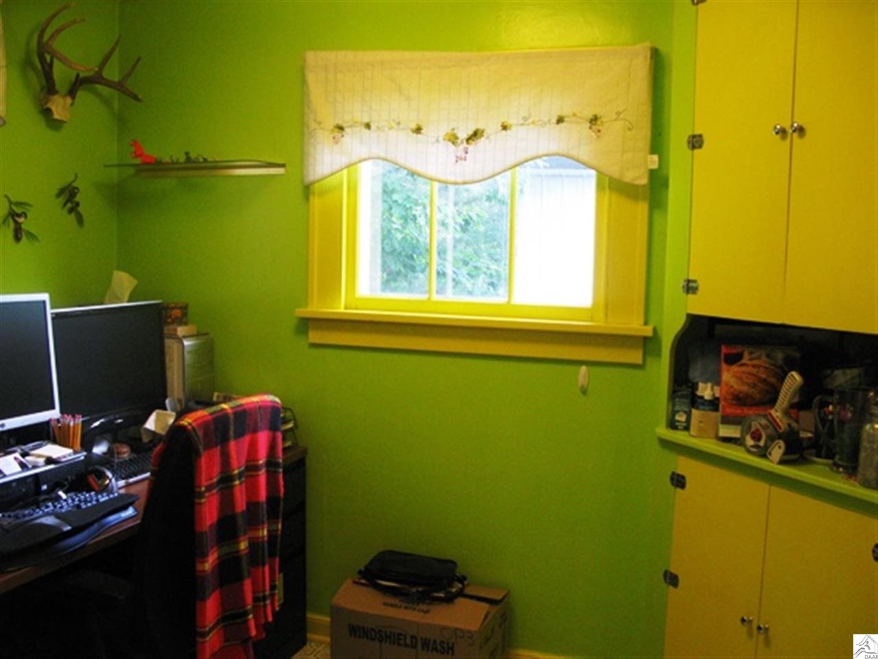 315 East Locust Street Duluth, MN 55811 - Photo 6 of 17 Office