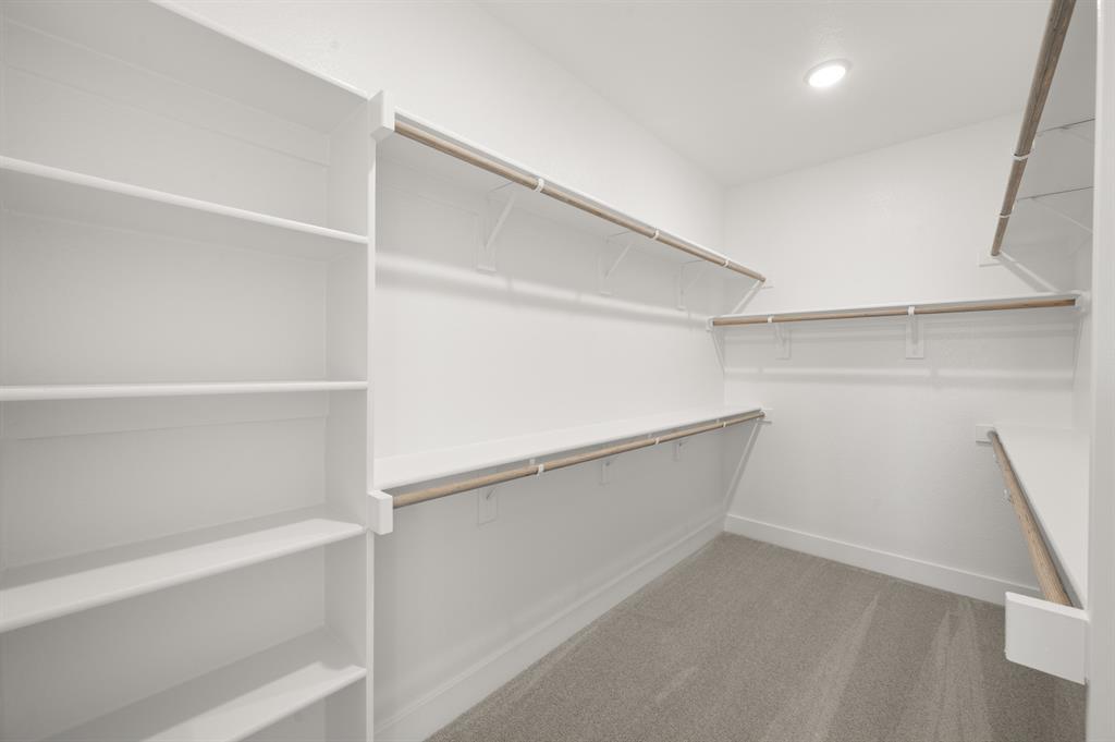 3714 Milwaukee Avenue Midlothian, TX 76065 - Photo 34 of 40 a view of an empty walk in closet