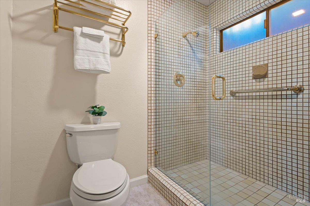 5 Wimbledon Court Novato, CA 94949 - Photo 32 of 48